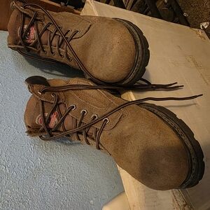 Wolverine Tan Leather Boots